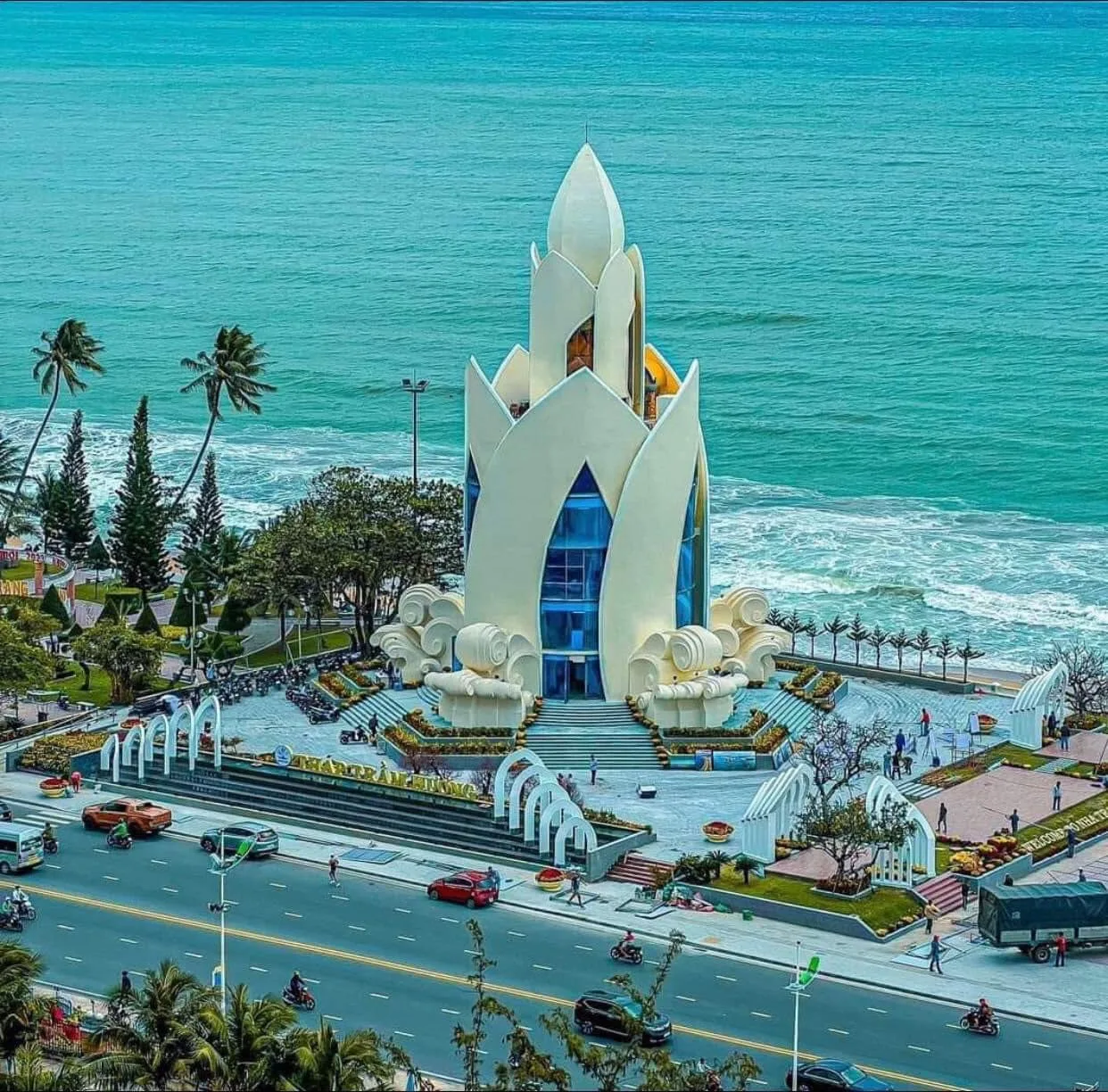 Thuê xe du lịch tham quan Nha Trang