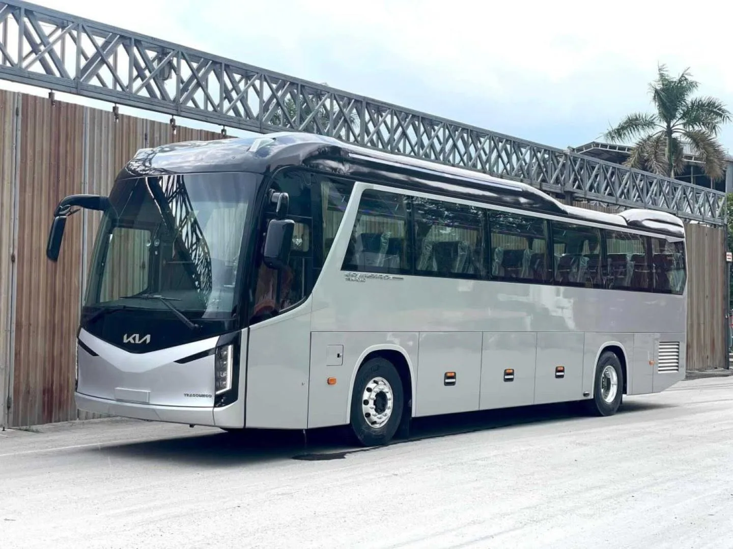 Xe 29 Chỗ - hình 2