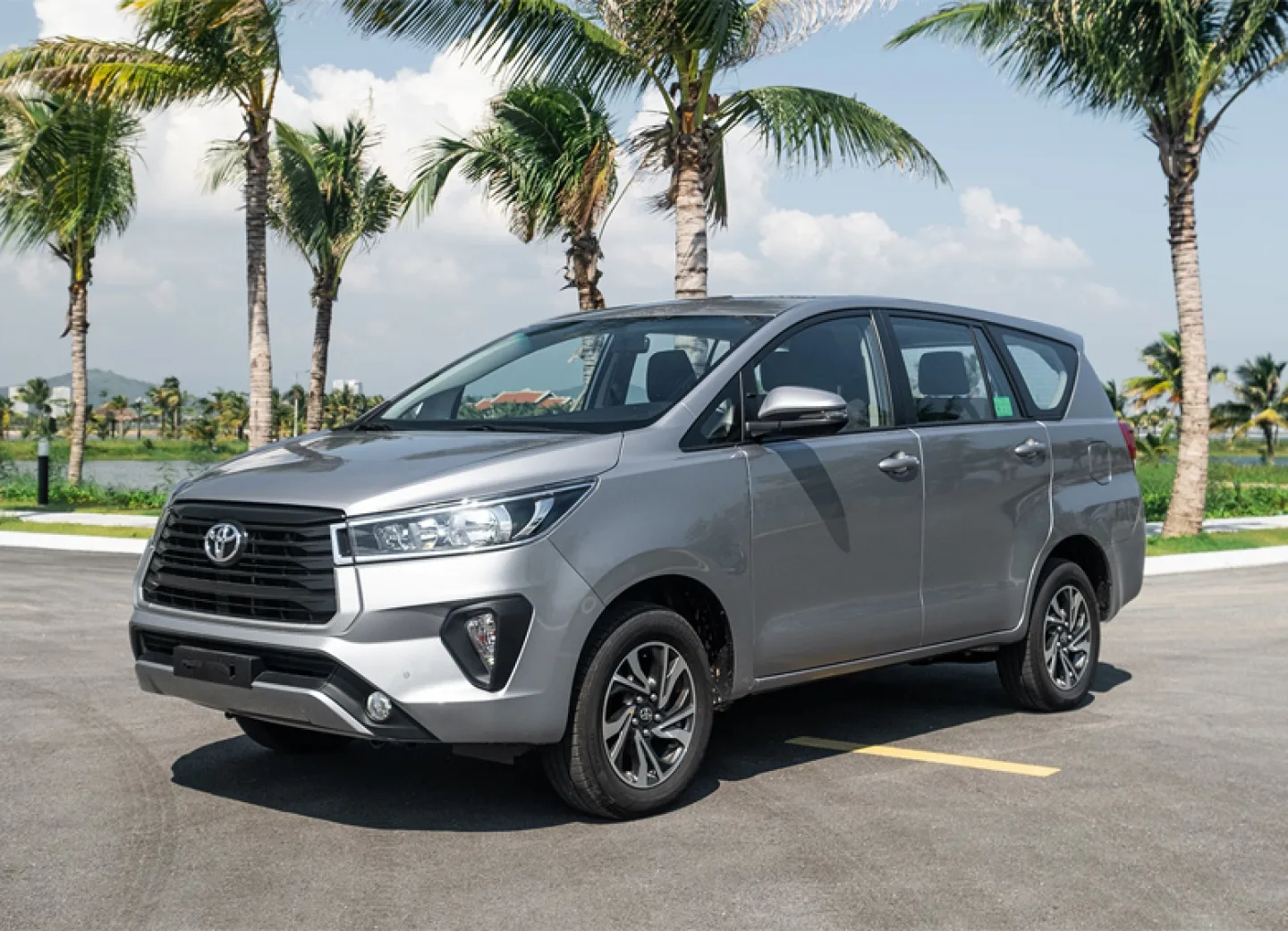 Xe 7 Chỗ - hình 3